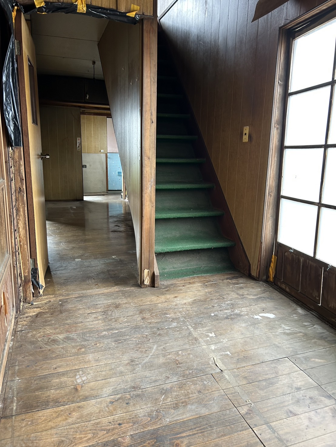 AFTER 階段周り01